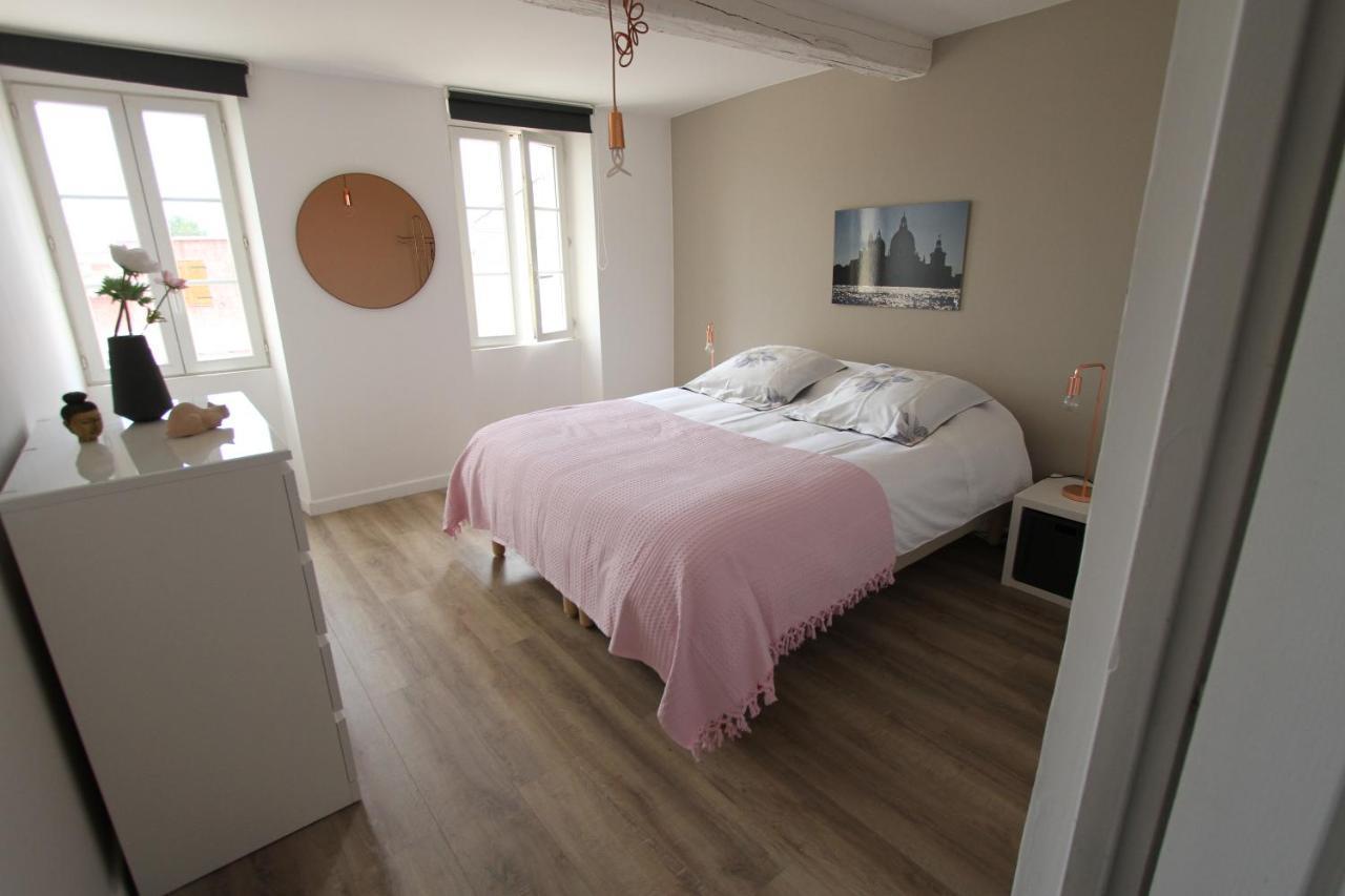 Maison Avec Piscine Et Jardin- 4 Chambres 8 Pers Cuers Zewnętrze zdjęcie