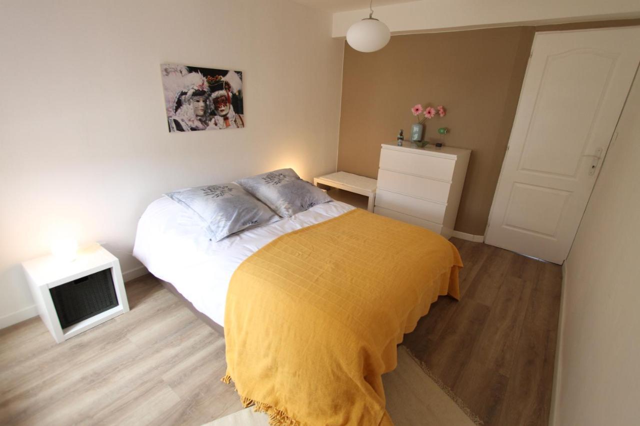 Maison Avec Piscine Et Jardin- 4 Chambres 8 Pers Cuers Zewnętrze zdjęcie