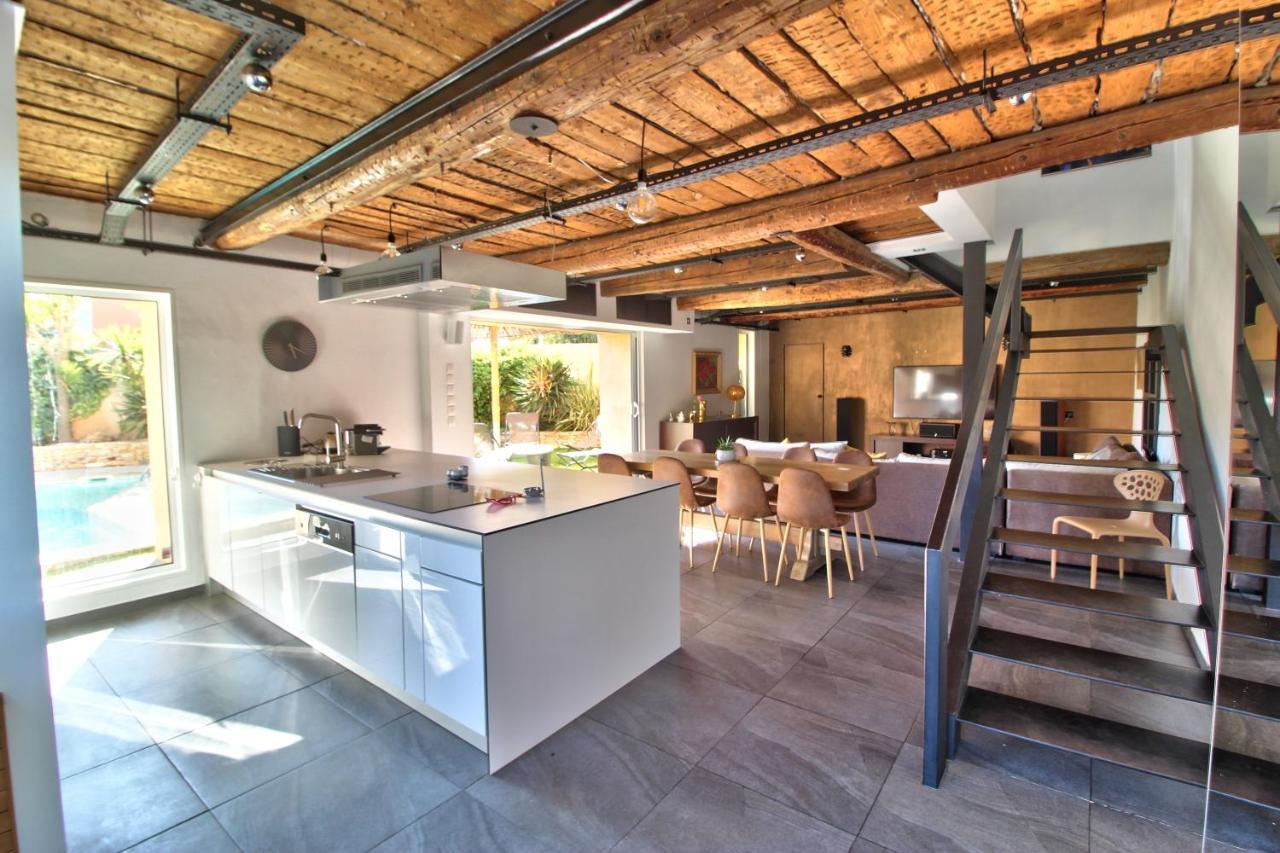 Maison Avec Piscine Et Jardin- 4 Chambres 8 Pers Cuers Zewnętrze zdjęcie